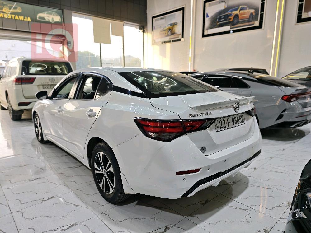 نيسان سنترا